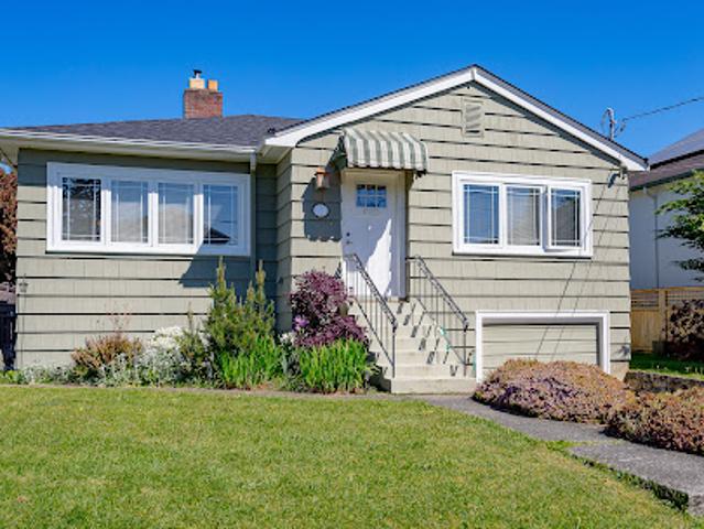 House for sale in Oak Bay, British Columbia
