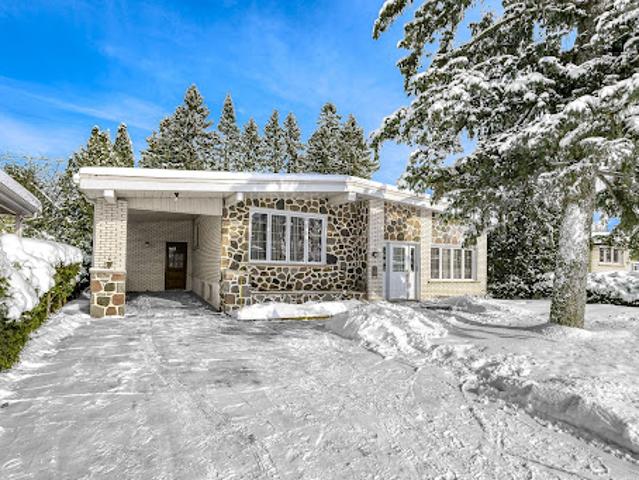 House for sale in Sainte-dorothee, Quebec