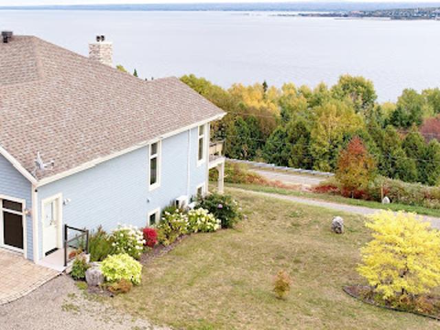 House for sale in Avignon, Quebec