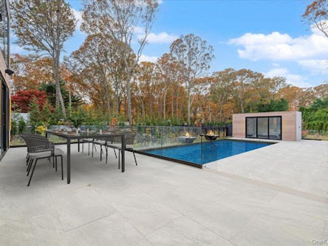 House for sale in Wainscott, New York