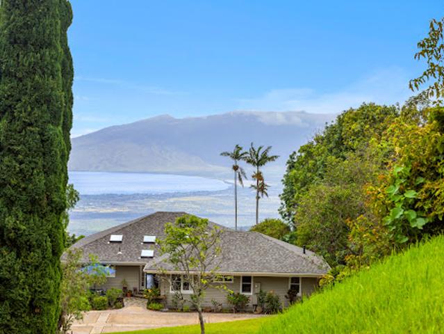 House for sale in Kula, Hawaii
