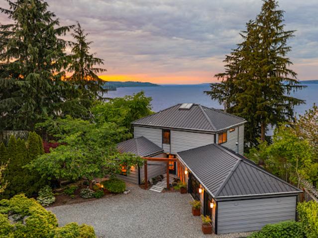House for sale in Vashon, Washington