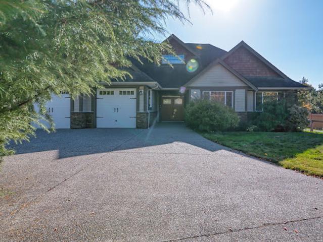 House for sale in Sechelt, British Columbia