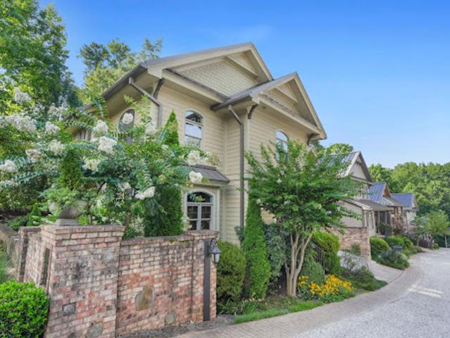 House for sale in Roswell, Georgia