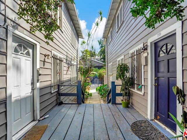 House for sale in Los Angeles, Los Angeles County