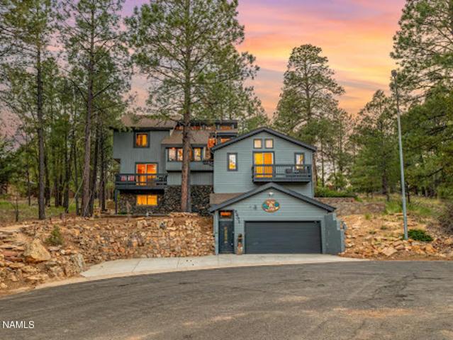 House for sale in Flagstaff
