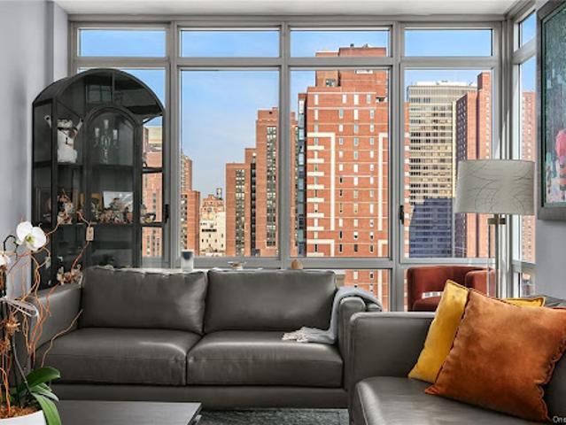 House for sale in New York