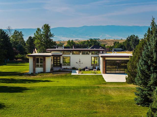 House for sale in Wyoming