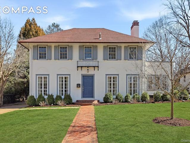 House for sale in Scarsdale, New York
