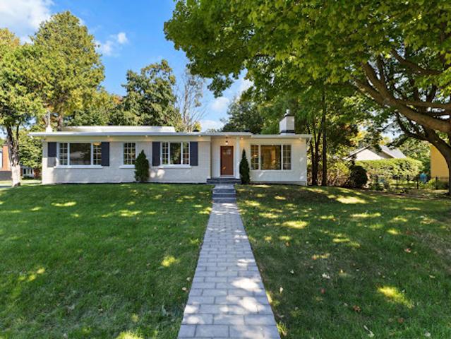 House for sale in Beaconsfield, Quebec