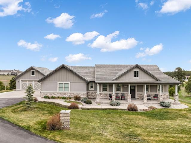 House for sale in Colorado Springs House for sale in Colorado Springs