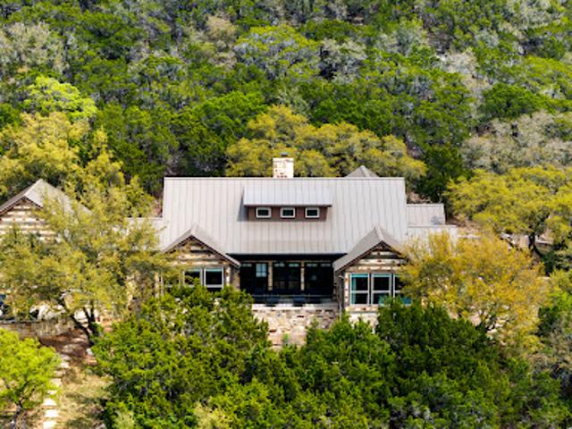 House for sale in Utopia, Texas