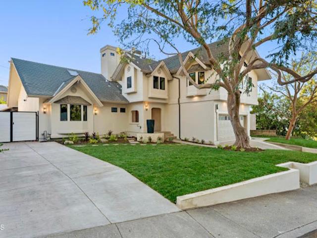House for sale in Canoga Park, California