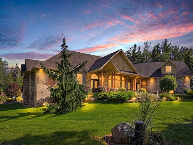 House for sale in Dufferin, Ontario