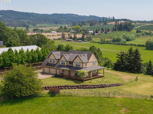 House for sale in Oregonia