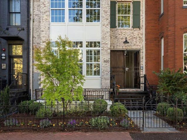 House for sale in Washington