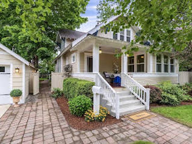 House for sale in Sandpoint House for sale in Sandpoint