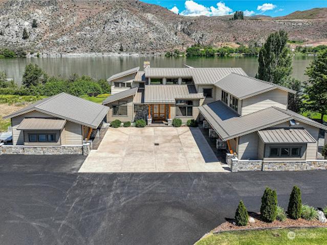 House for sale in Orondo, Washington