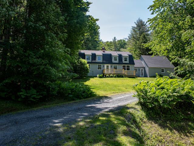 House for sale in Hartford