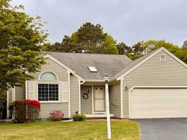 House for sale in Barnstable House for sale in Barnstable