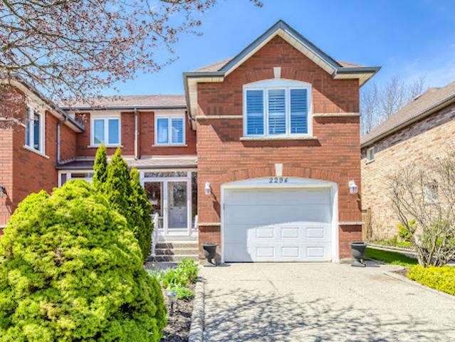 House for sale in Oakville, Ontario