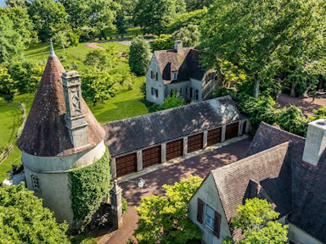 House for sale in Monmouth, New Jersey