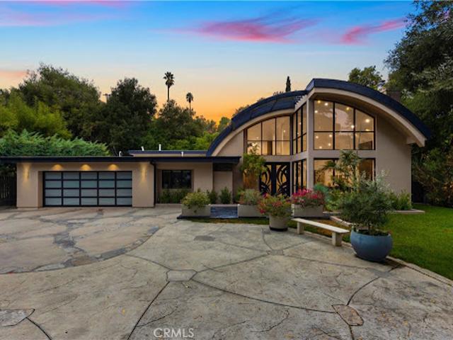 House for sale in Tarzana, California
