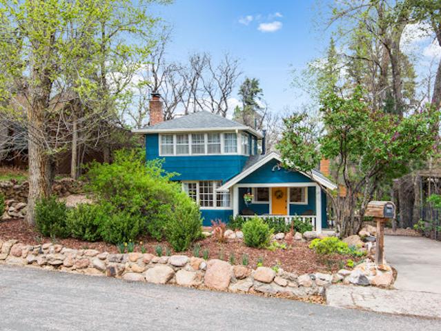 House for sale in Colorado Springs House for sale in Colorado Springs