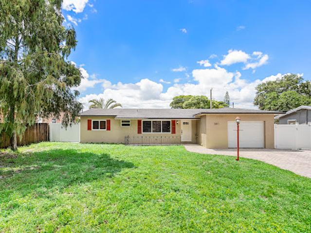 House for sale in Davie, Florida