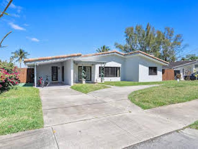 House for sale in Aventura