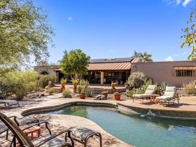House for sale in Cave Creek, Arizona