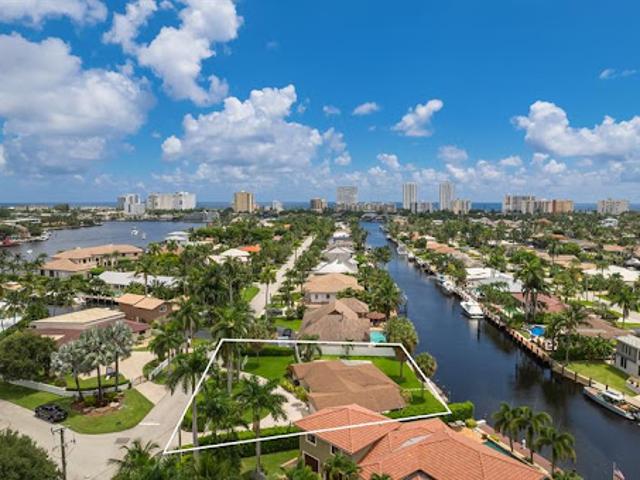 House for sale in Pompano Beach, Florida