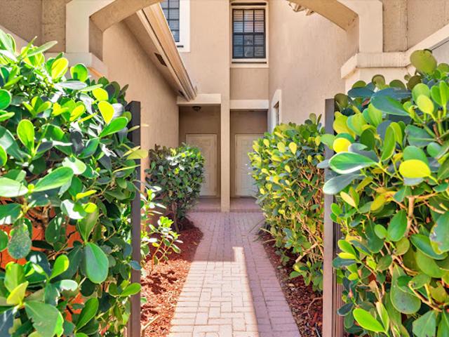 House for sale in Weston, Florida