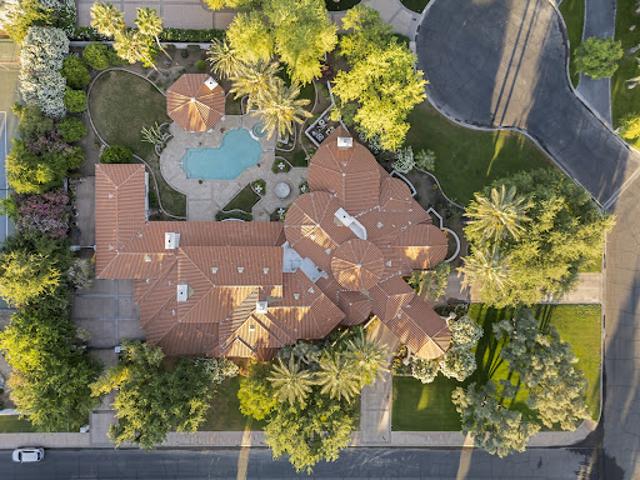 House for sale in Paradise Valley
