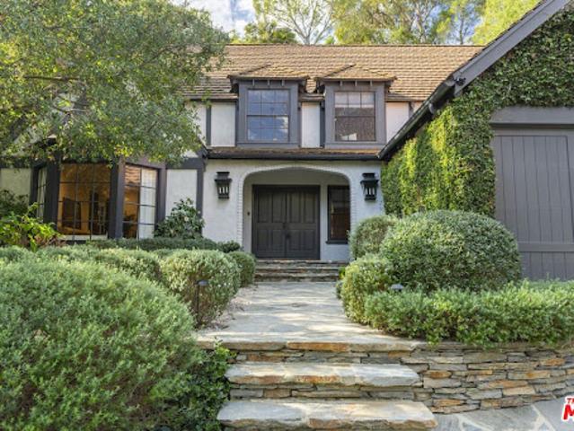 House for sale in Canoga Park, California