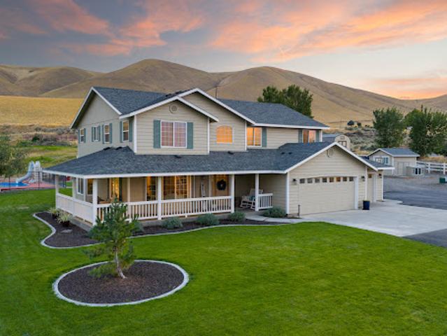House for sale in Benton City, Washington