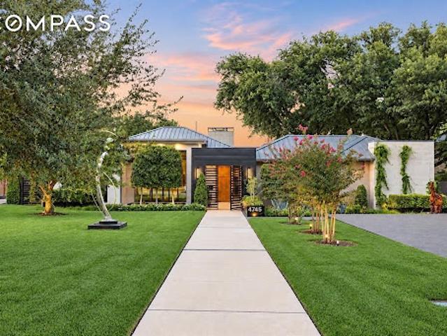 House for sale in Dallas, Texas