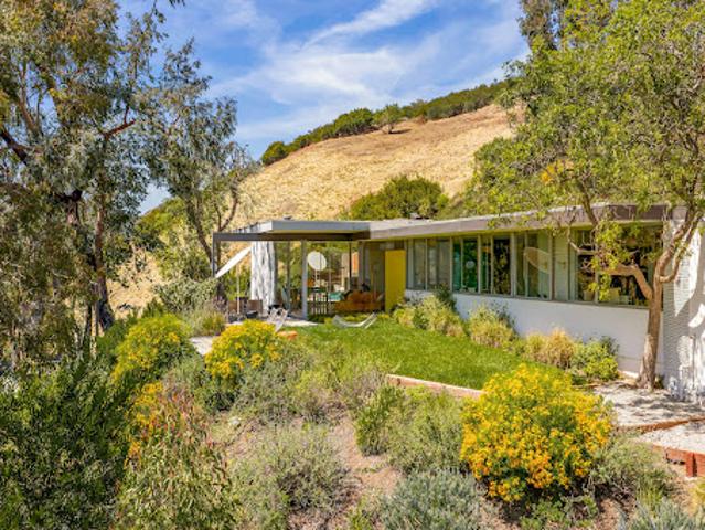 House for sale in Canoga Park, California