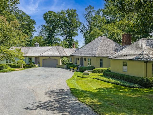 House for sale in Bernardsville, New Jersey
