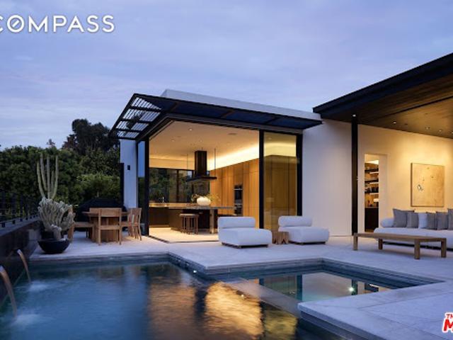 House for sale in Canoga Park, California