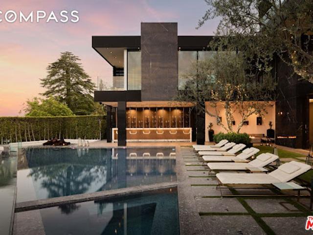House for sale in Canoga Park, California