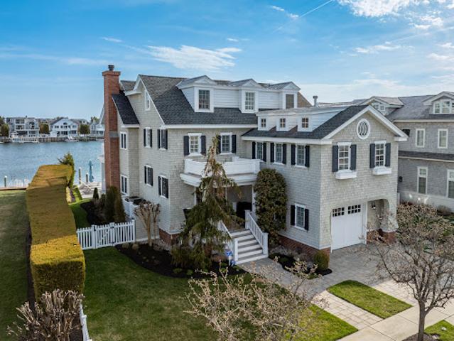 House for sale in Avalon, New Jersey