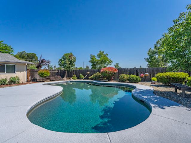 House for sale in Shasta, California