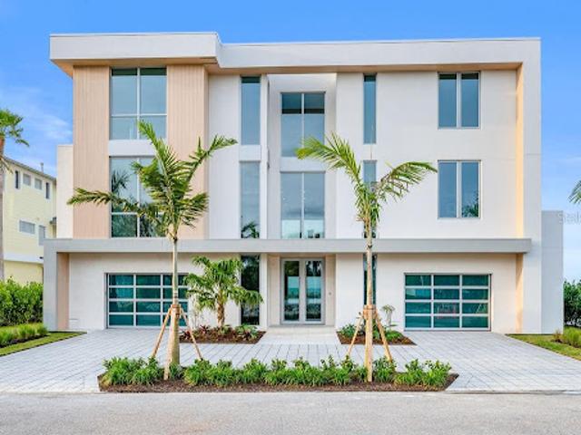 House for sale in Longboat Key, Florida