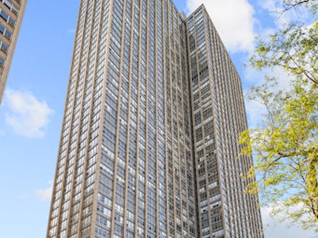 House for sale in Chicago, Cook County