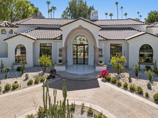 House for sale in Paradise Valley, Arizona