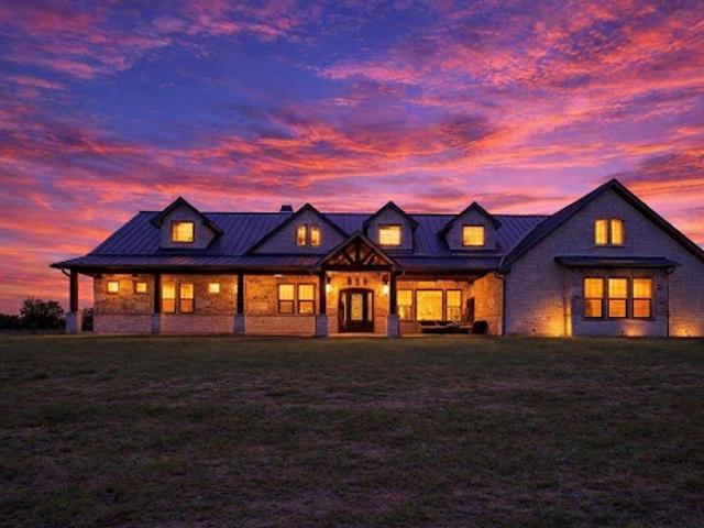 House for sale in Blue Ridge, Texas