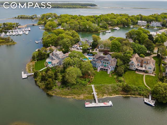 House for sale in Mashpee, Massachusetts
