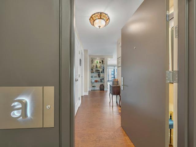 House for sale in Fort Lee, New Jersey