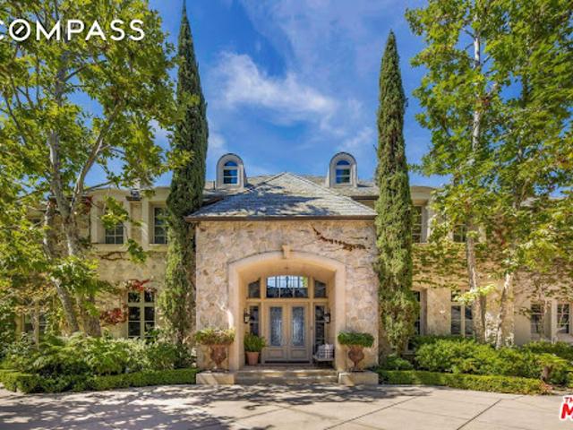 House for sale in Canoga Park, California